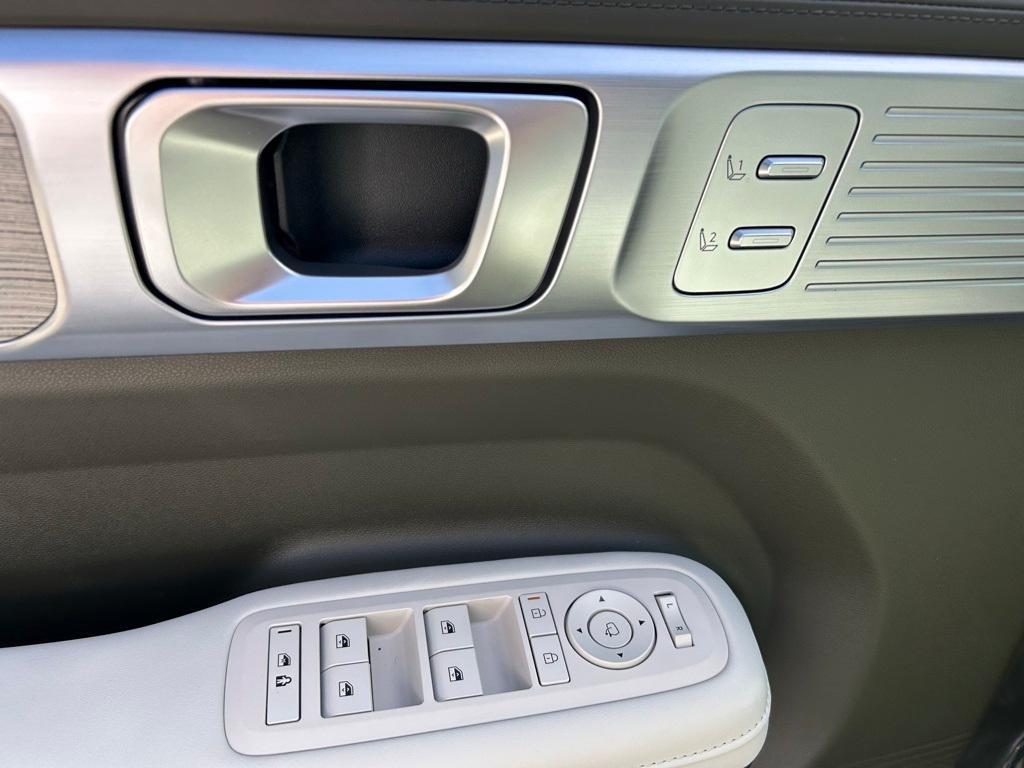 new 2025 Hyundai SANTA FE HEV car, priced at $49,809
