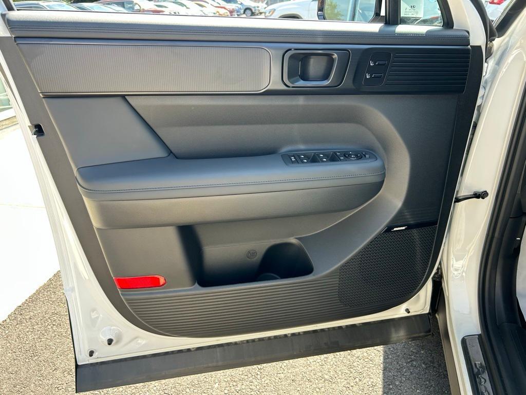 new 2025 Hyundai SANTA FE HEV car, priced at $50,489