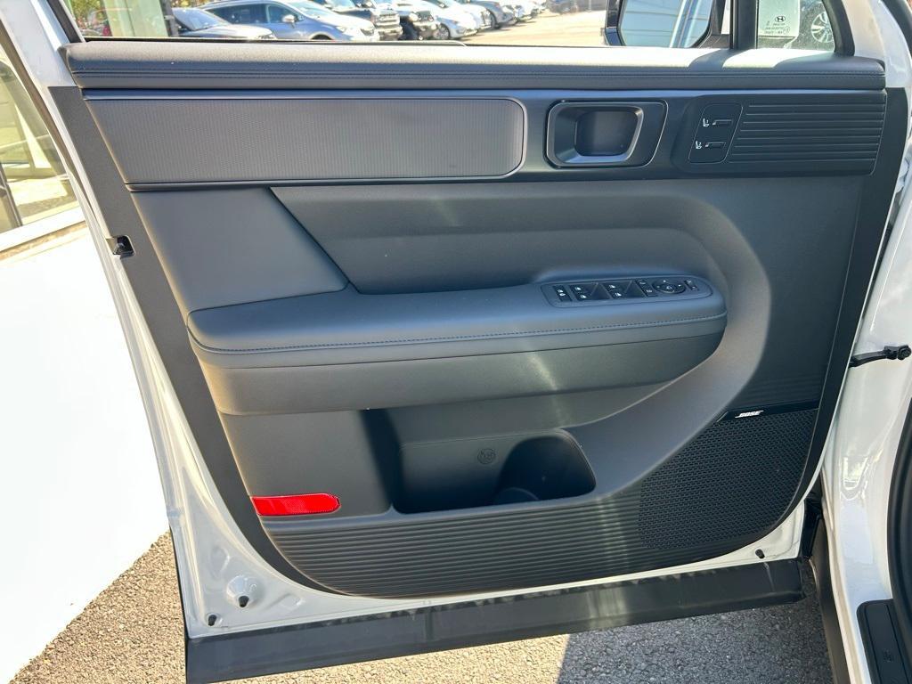 new 2025 Hyundai SANTA FE HEV car, priced at $50,320