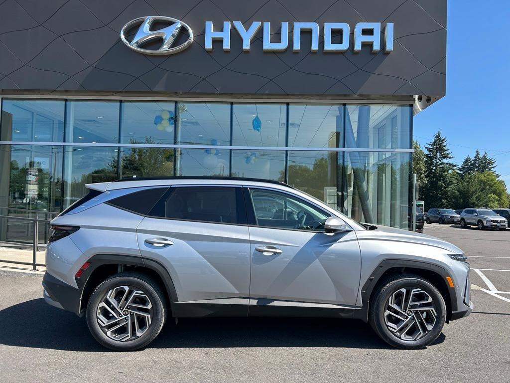 new 2025 Hyundai TUCSON Hybrid car, priced at $42,300