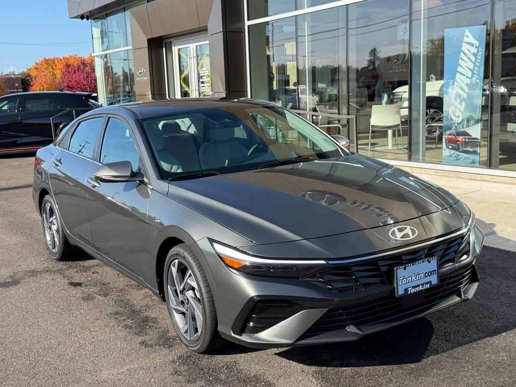 new 2025 Hyundai ELANTRA HEV car, priced at $29,755