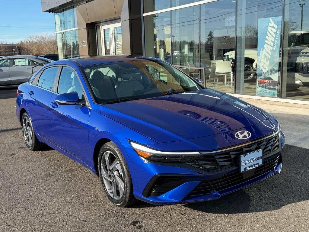 used 2025 Hyundai Elantra car, priced at $23,125
