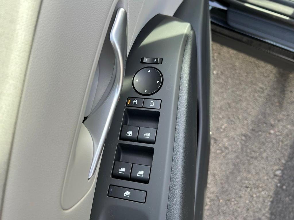 new 2025 Hyundai TUCSON Hybrid car, priced at $36,499