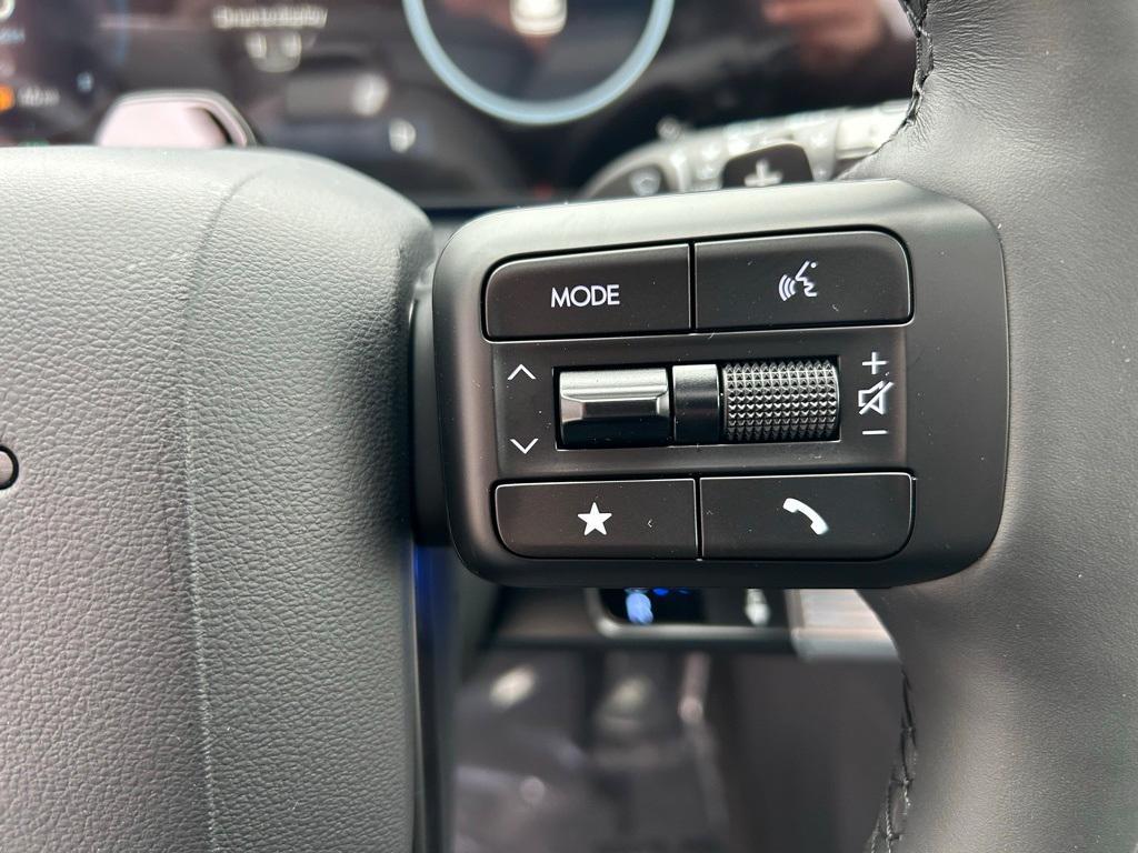 new 2025 Hyundai SANTA FE HEV car, priced at $50,270