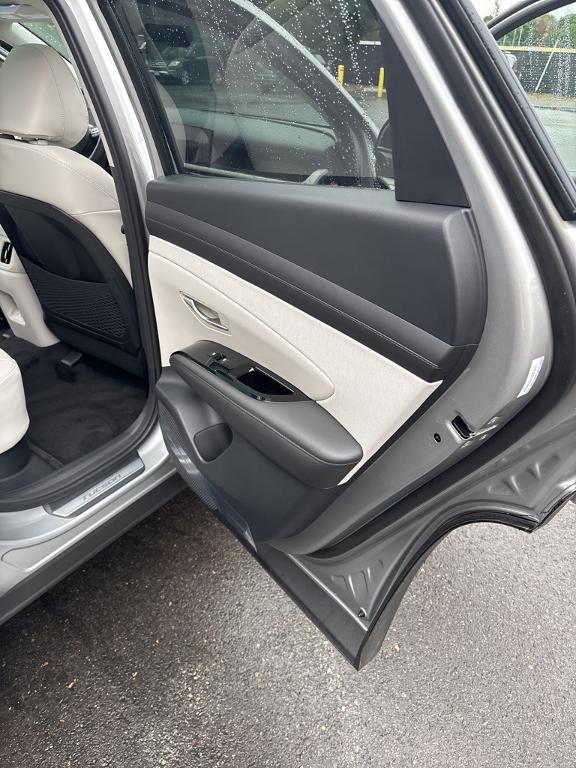 new 2025 Hyundai TUCSON Hybrid car, priced at $40,790