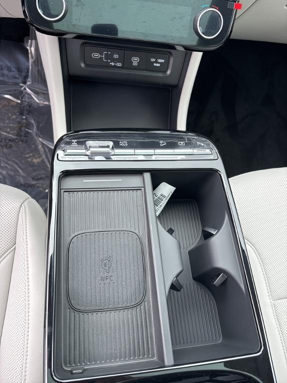 new 2025 Hyundai TUCSON Hybrid car, priced at $40,790