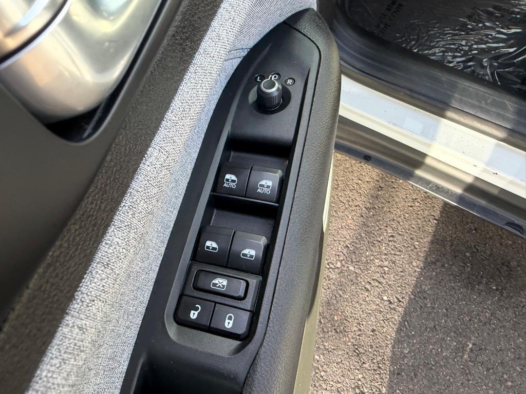 used 2024 Jeep Compass car, priced at $21,999