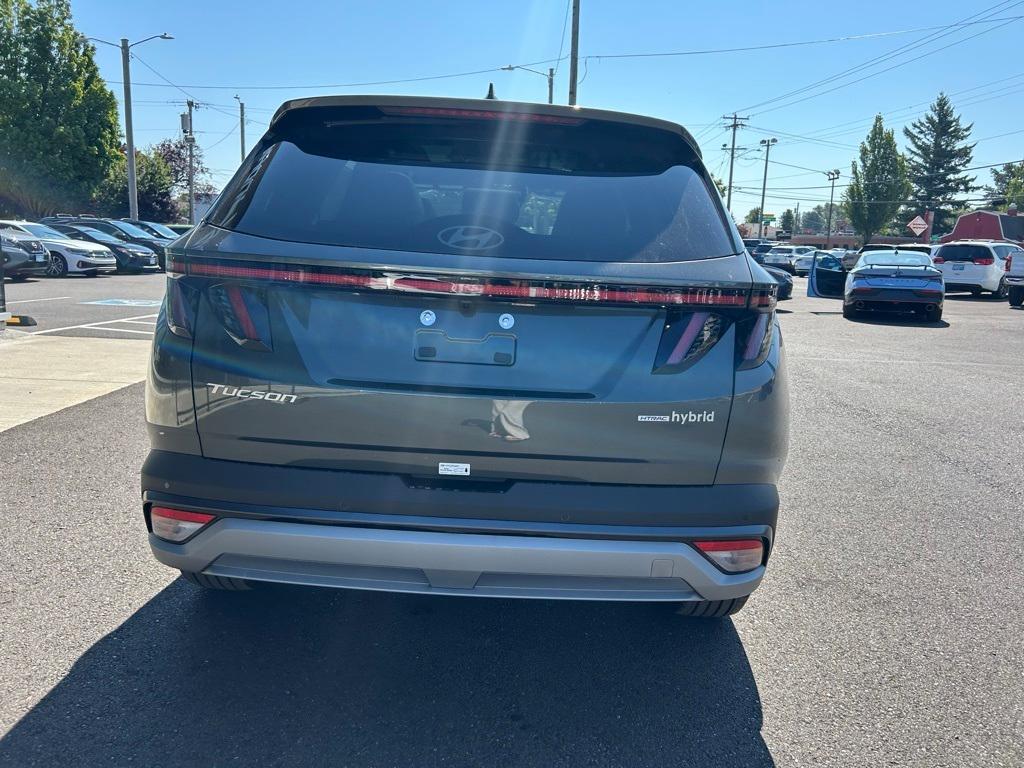 new 2025 Hyundai TUCSON Hybrid car, priced at $42,335