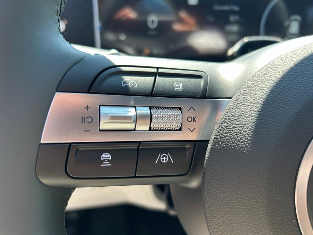 new 2025 Hyundai TUCSON Hybrid car, priced at $42,335