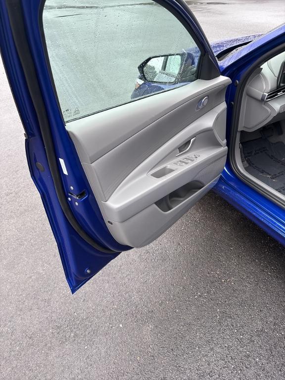 new 2025 Hyundai Elantra car, priced at $22,347