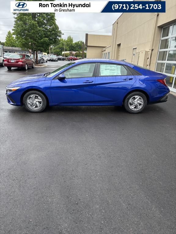 new 2025 Hyundai Elantra car, priced at $22,347