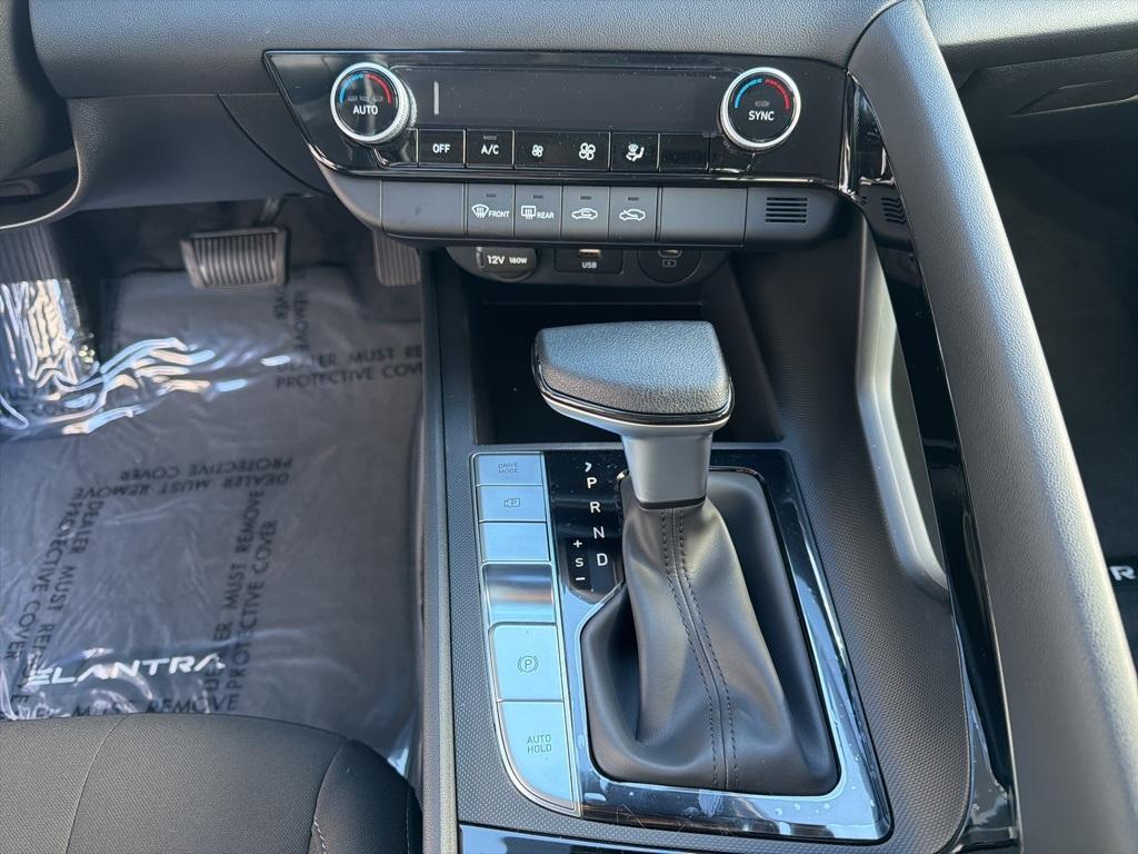 new 2026 Hyundai ELANTRA HEV car, priced at $27,607