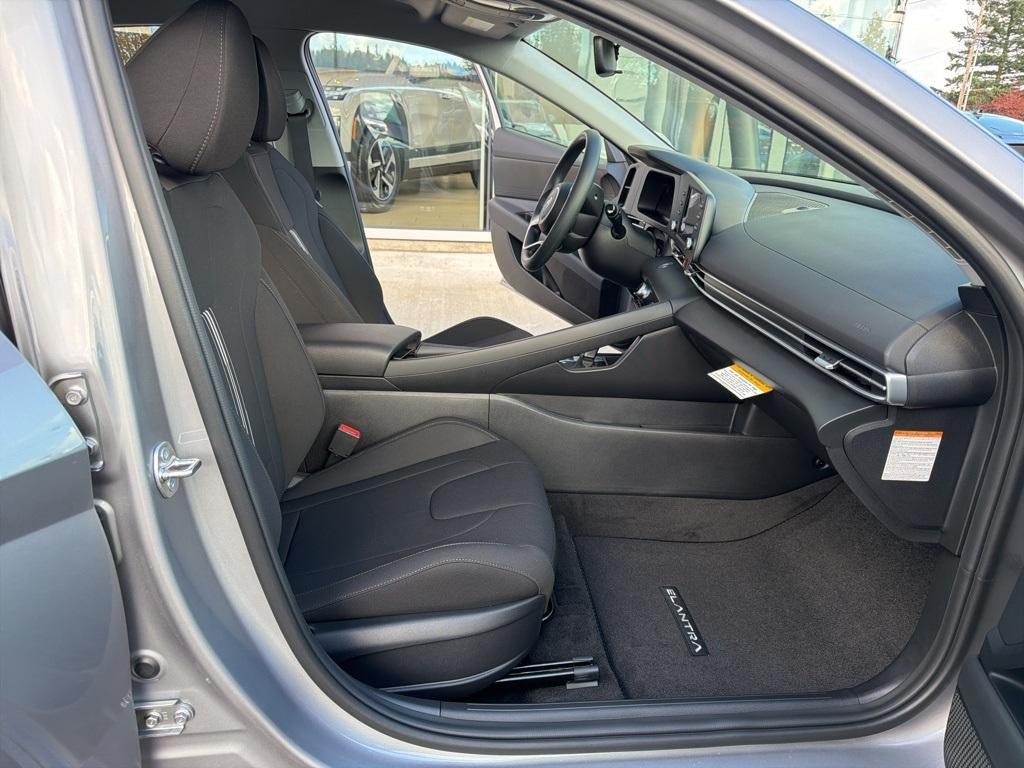 new 2026 Hyundai ELANTRA HEV car, priced at $27,607