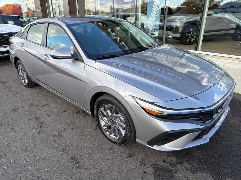 new 2026 Hyundai ELANTRA HEV car, priced at $27,607