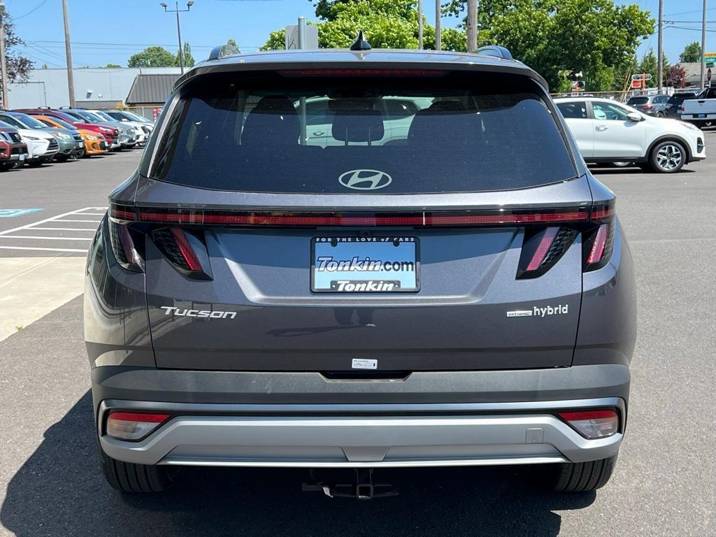 new 2025 Hyundai TUCSON Hybrid car, priced at $37,425