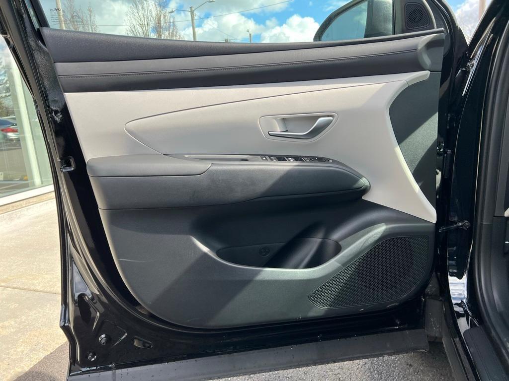 new 2025 Hyundai Tucson car, priced at $31,647