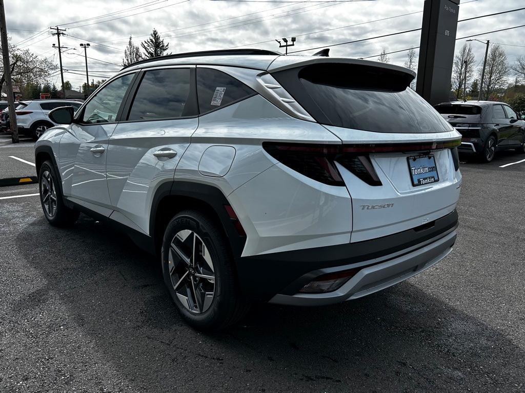 new 2025 Hyundai TUCSON Hybrid car, priced at $37,690
