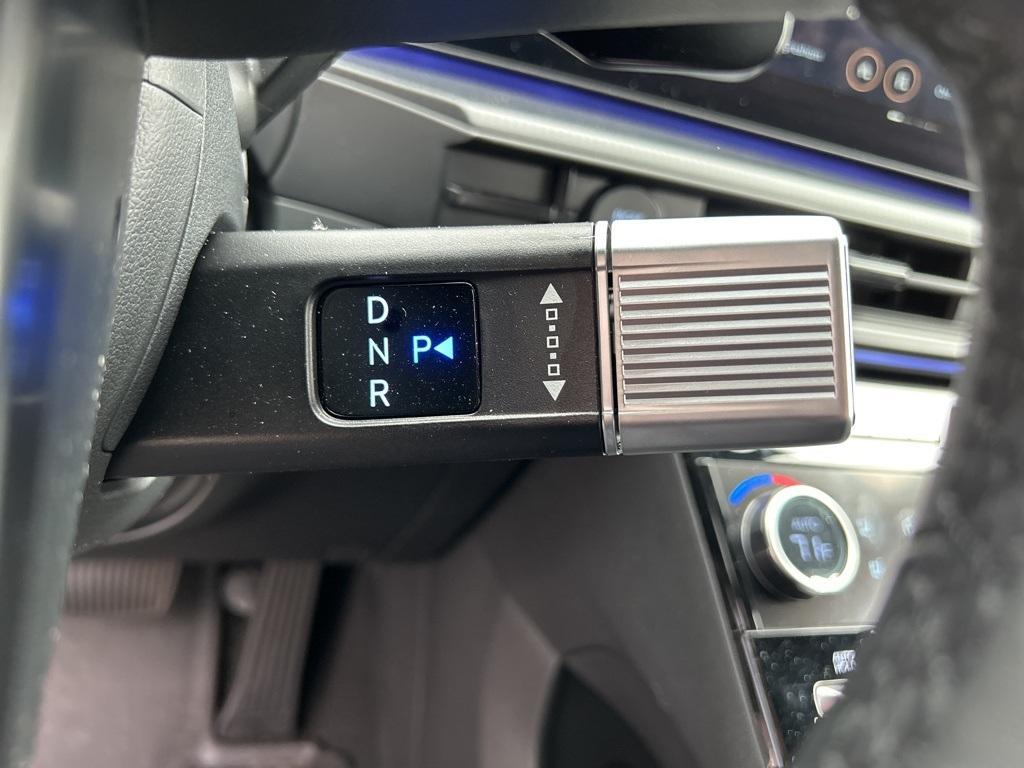 used 2025 Hyundai Santa Fe car, priced at $39,999