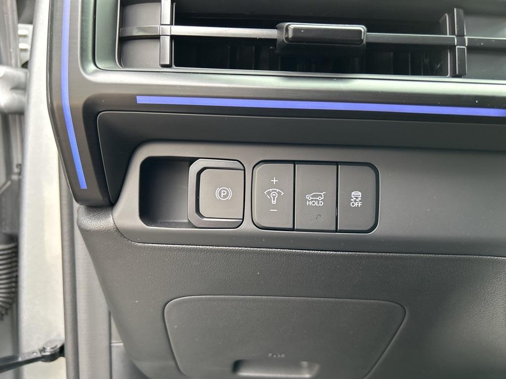 used 2025 Hyundai Santa Fe car, priced at $39,999