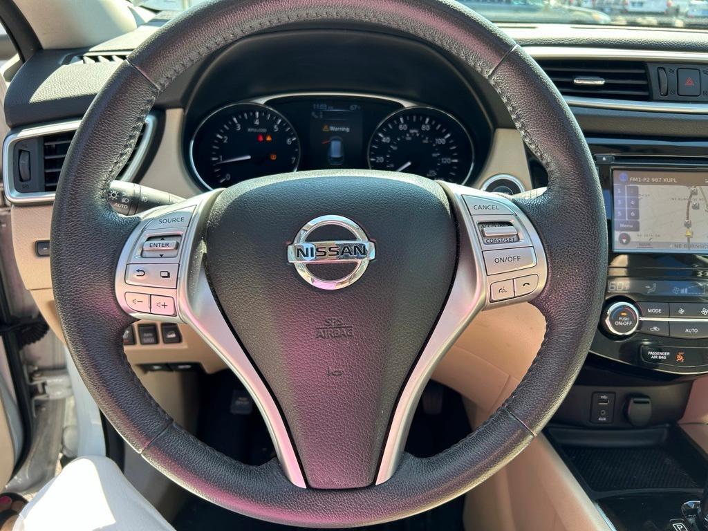 used 2016 Nissan Rogue car, priced at $15,950