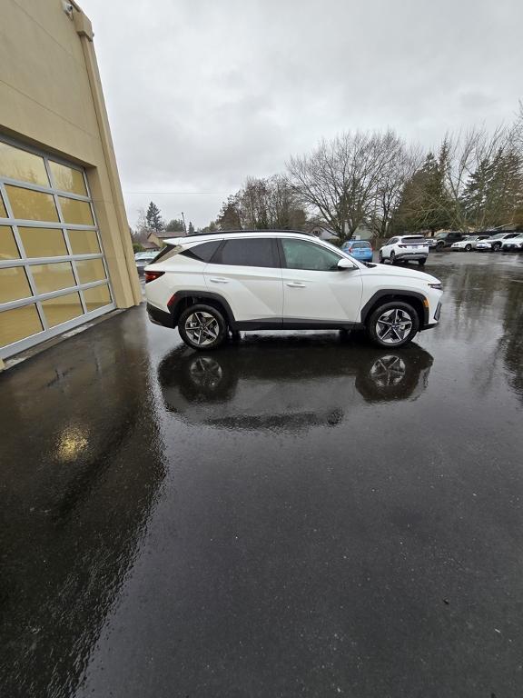 new 2025 Hyundai Tucson car, priced at $31,948