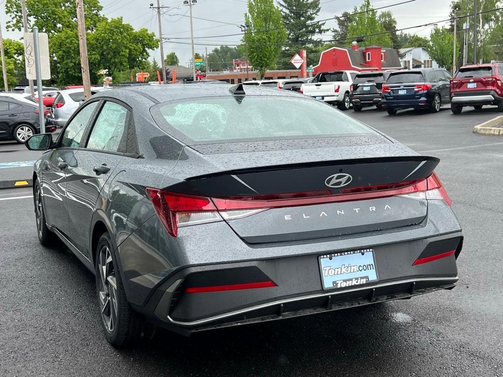 new 2025 Hyundai Elantra car, priced at $23,415