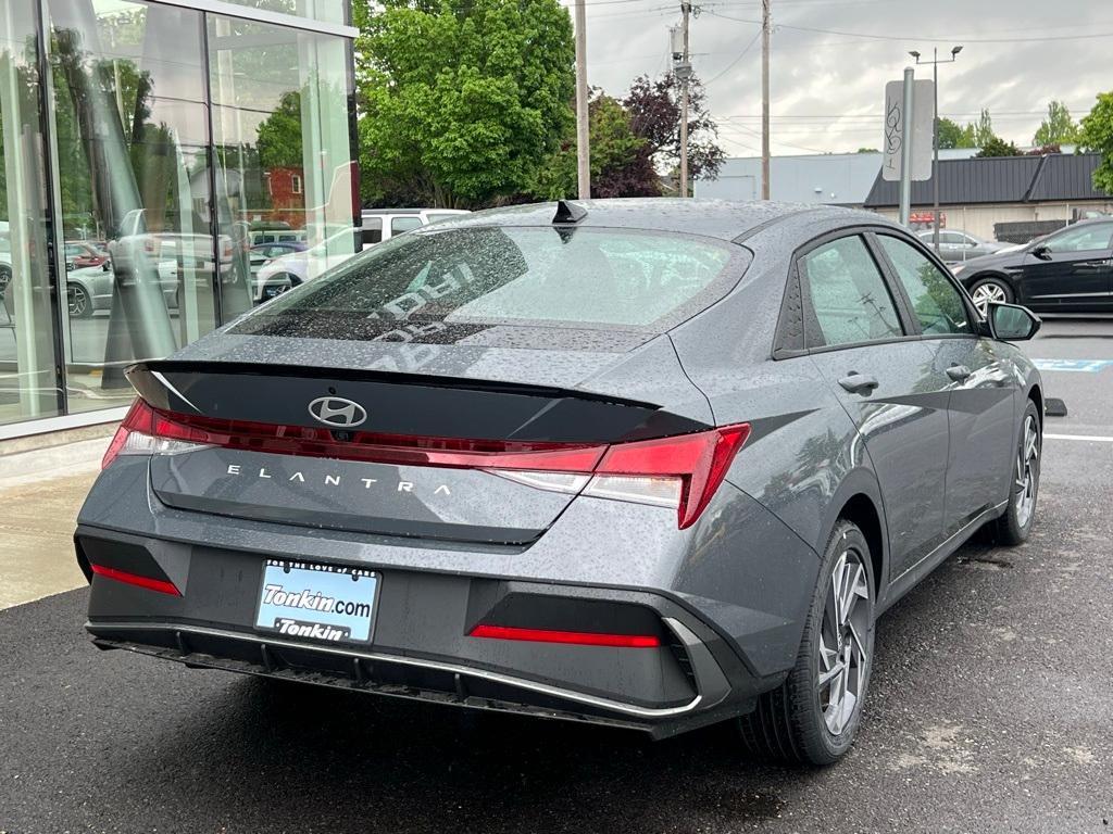 new 2025 Hyundai Elantra car, priced at $23,415