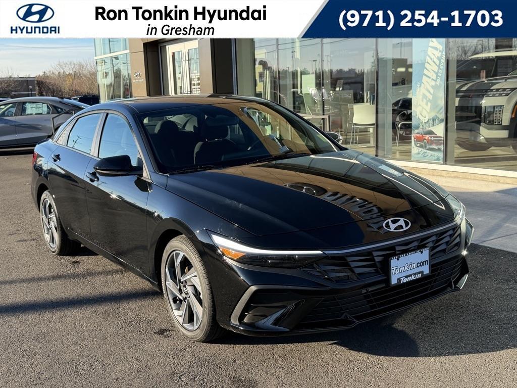 used 2025 Hyundai Elantra car, priced at $21,555