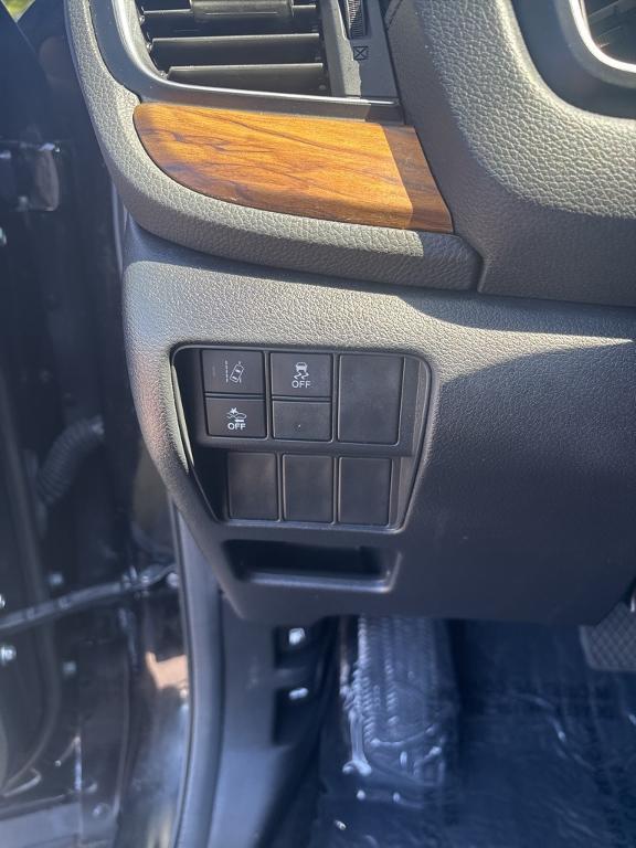 used 2018 Honda CR-V car, priced at $22,588