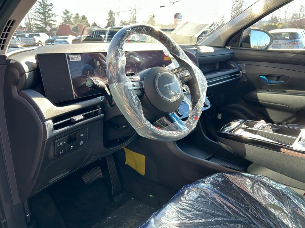 new 2025 Hyundai TUCSON Hybrid car, priced at $36,576