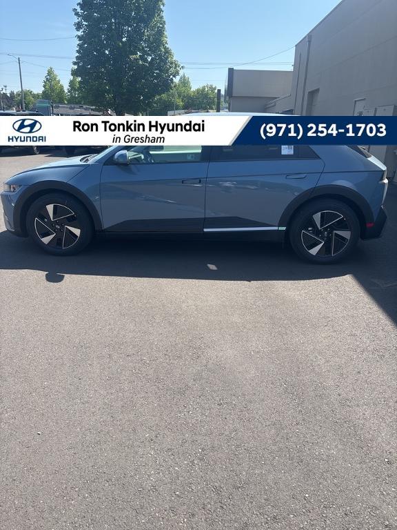 new 2025 Hyundai IONIQ 5 car, priced at $52,521