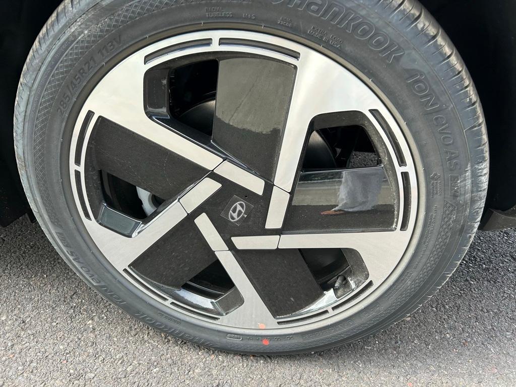 new 2026 Hyundai IONIQ 9 car, priced at $74,590