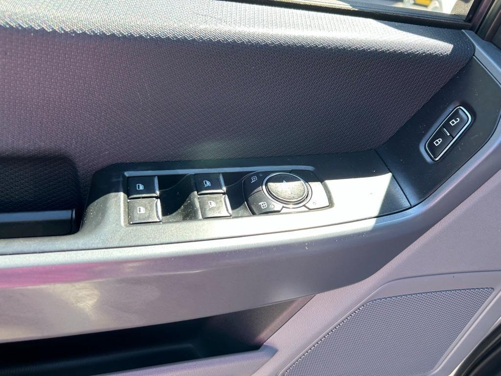 used 2022 Ford F-150 car, priced at $38,977