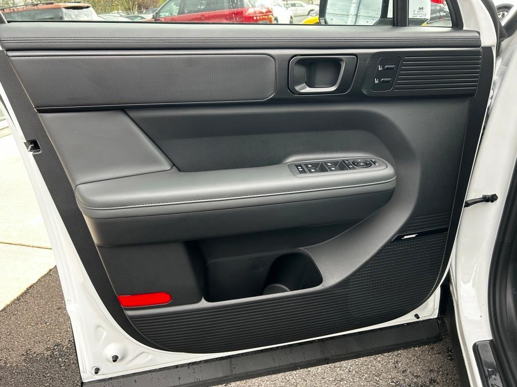 new 2025 Hyundai SANTA FE HEV car, priced at $50,335