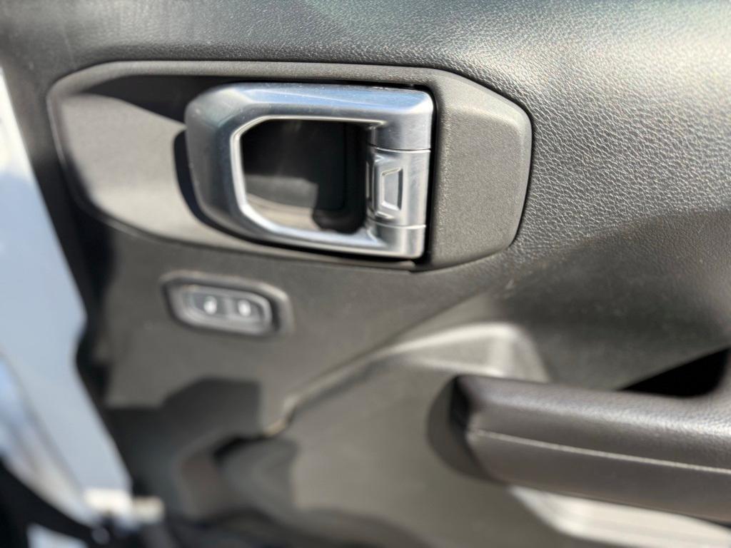 used 2020 Jeep Wrangler Unlimited car, priced at $33,997