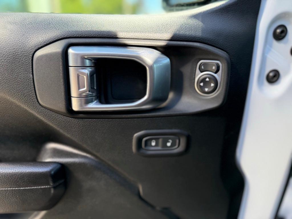 used 2020 Jeep Wrangler Unlimited car, priced at $33,997