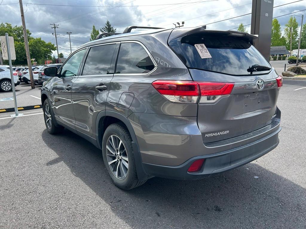 used 2019 Toyota Highlander car, priced at $28,447