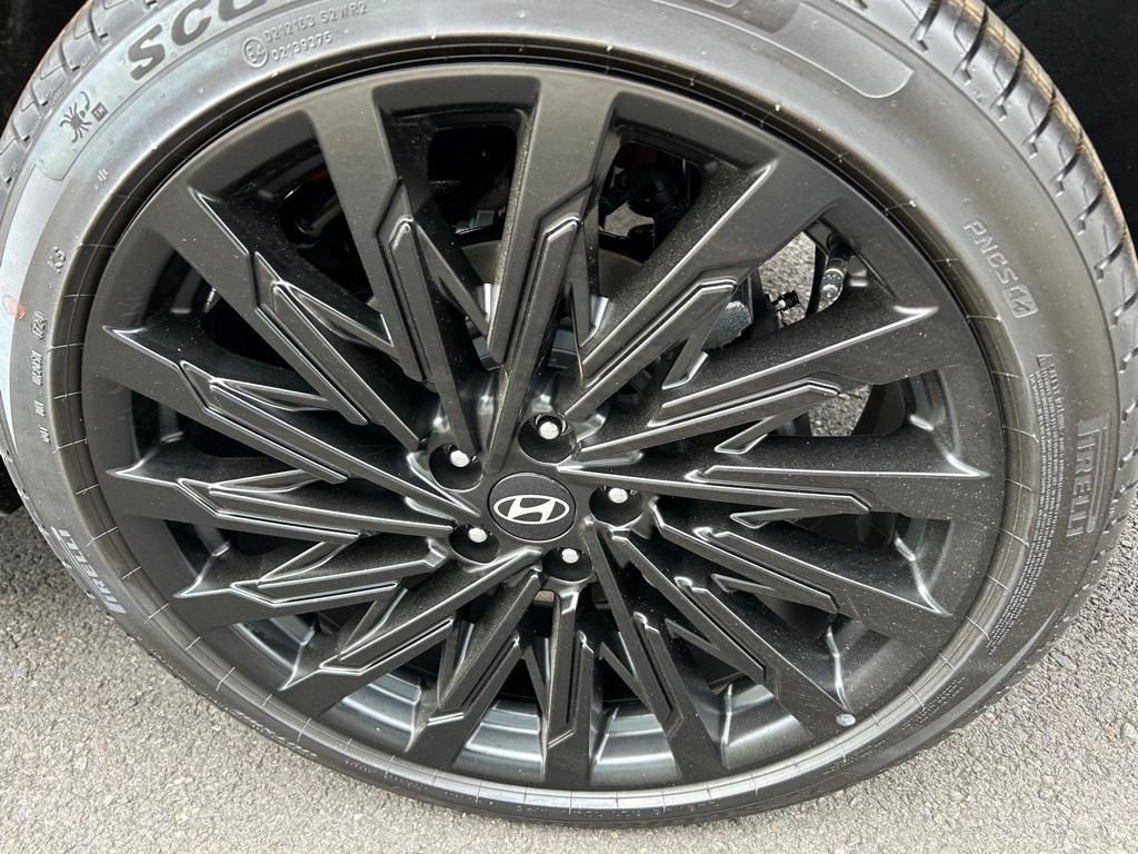 new 2025 Hyundai Santa Fe car, priced at $47,266
