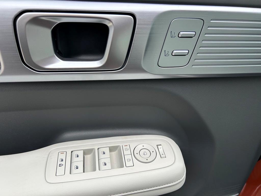 new 2025 Hyundai Santa Fe car, priced at $47,266