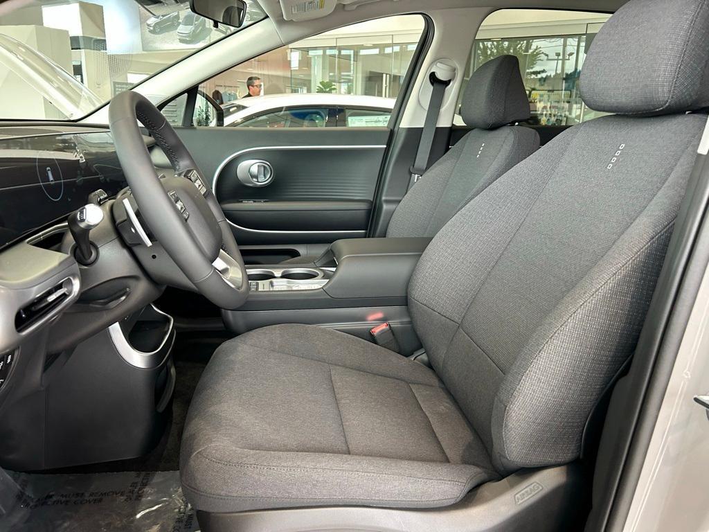 new 2026 Hyundai IONIQ 9 car, priced at $61,600