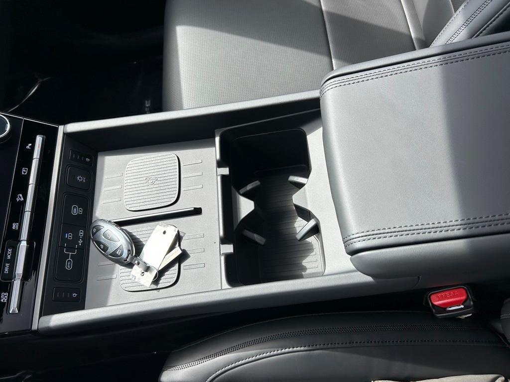 new 2025 Hyundai SANTA FE HEV car, priced at $49,835