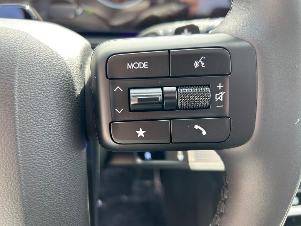 new 2025 Hyundai SANTA FE HEV car, priced at $49,835