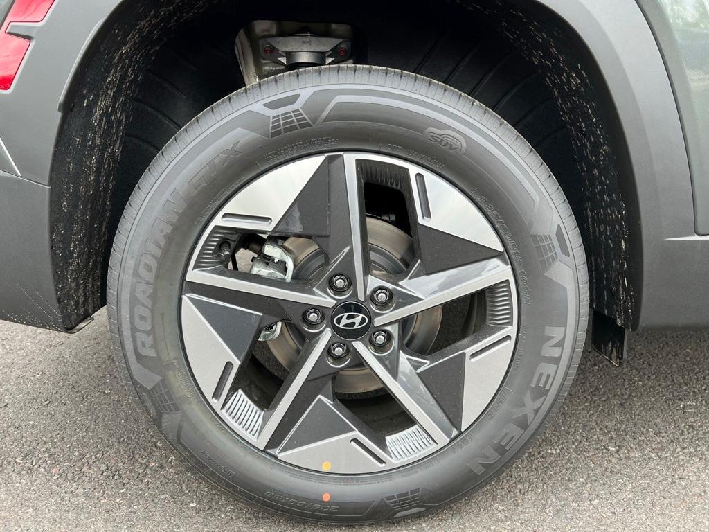 new 2025 Hyundai TUCSON Hybrid car, priced at $37,425