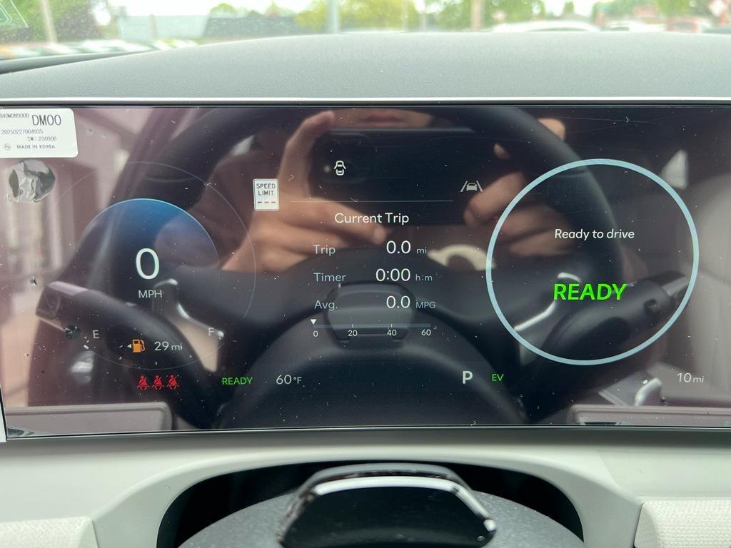 new 2025 Hyundai TUCSON Hybrid car, priced at $37,425