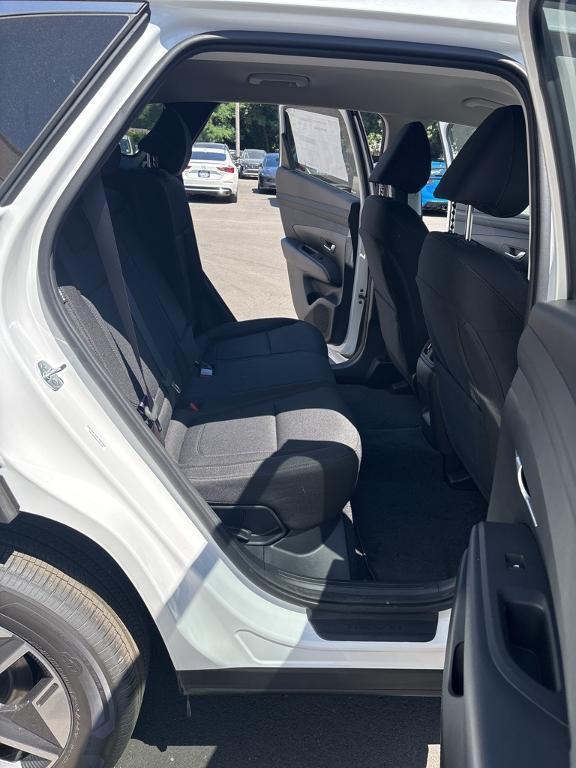 new 2025 Hyundai TUCSON Plug-In Hybrid car, priced at $42,000