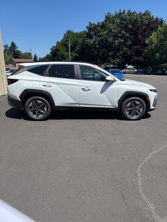 new 2025 Hyundai TUCSON Plug-In Hybrid car, priced at $42,000