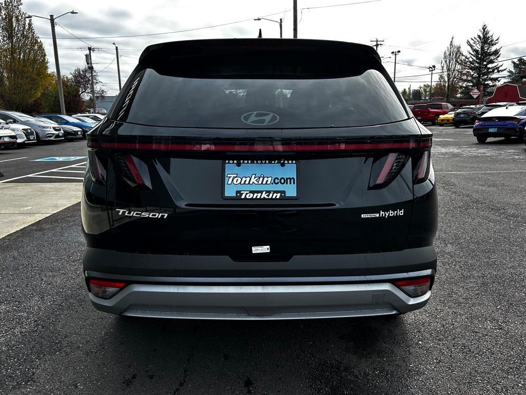 new 2025 Hyundai TUCSON Hybrid car, priced at $36,665