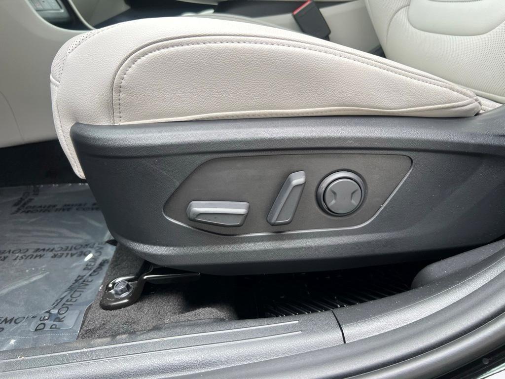 new 2025 Hyundai Tucson car, priced at $39,051