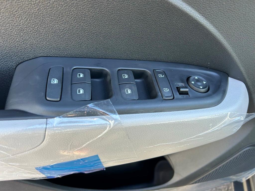 new 2025 Hyundai Venue car, priced at $22,847