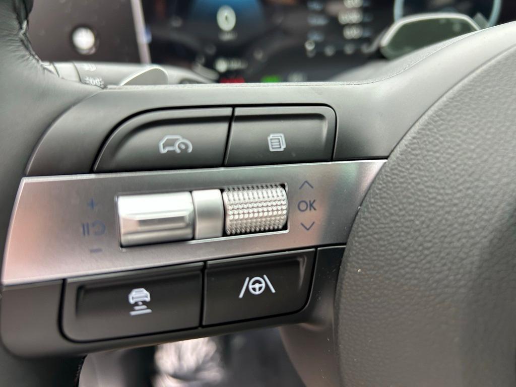 new 2025 Hyundai TUCSON Hybrid car, priced at $42,100